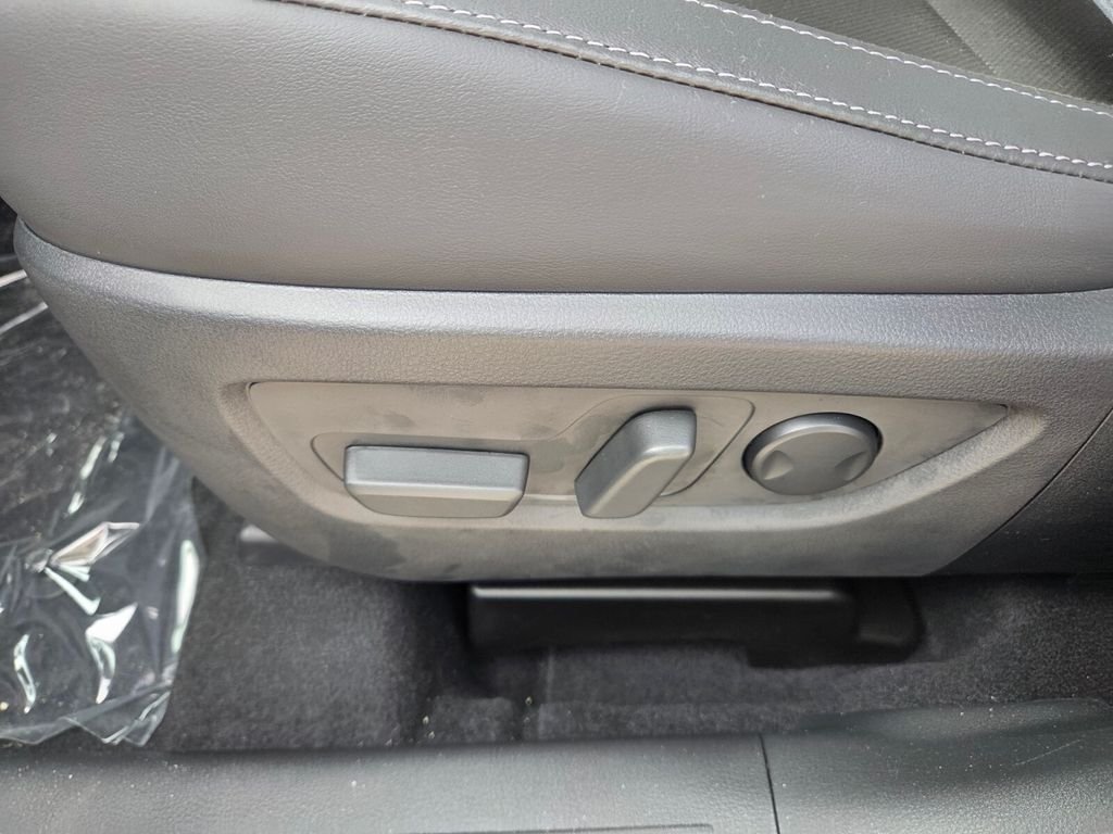 New 2026 Navy Blue Mica Mazda 2.5 S Preferred AWD image 4