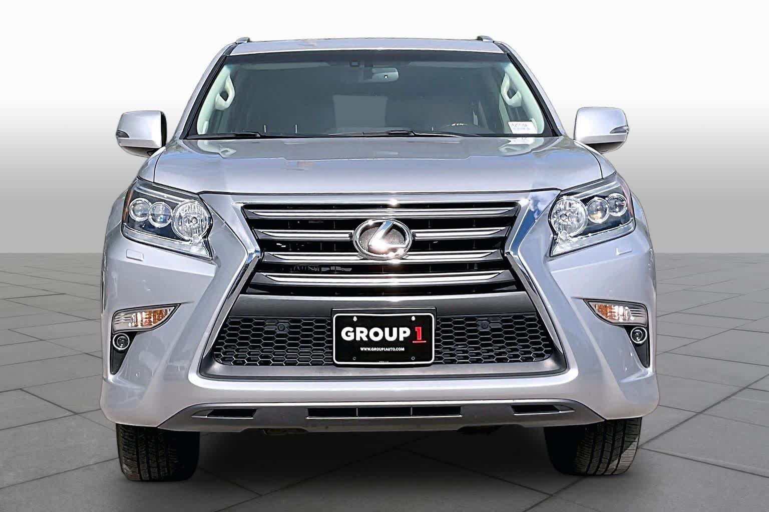 Used 2018 Silver Lining Metallic Lexus Premium image 4