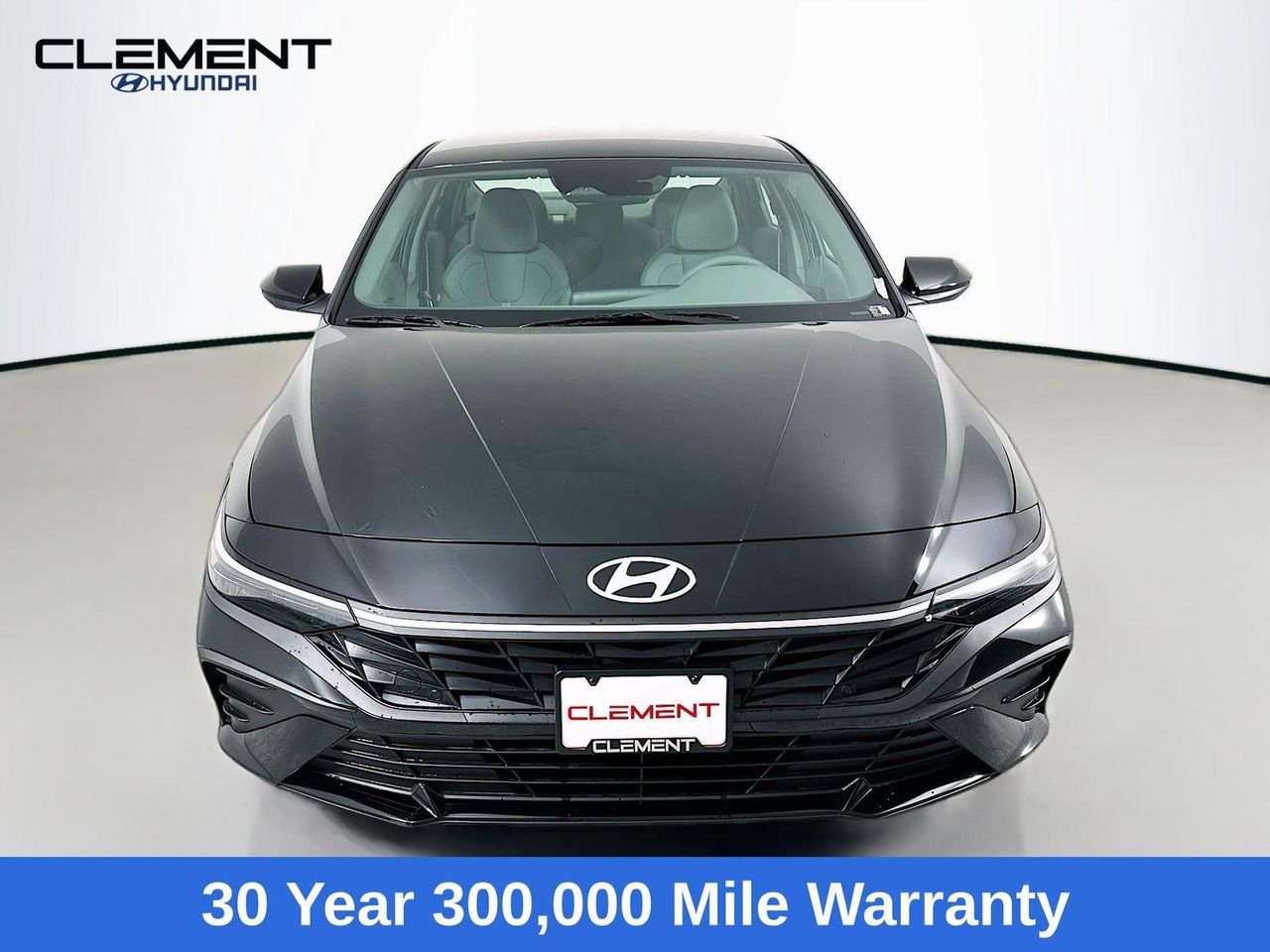 New 2026 Black Hyundai SE image 2