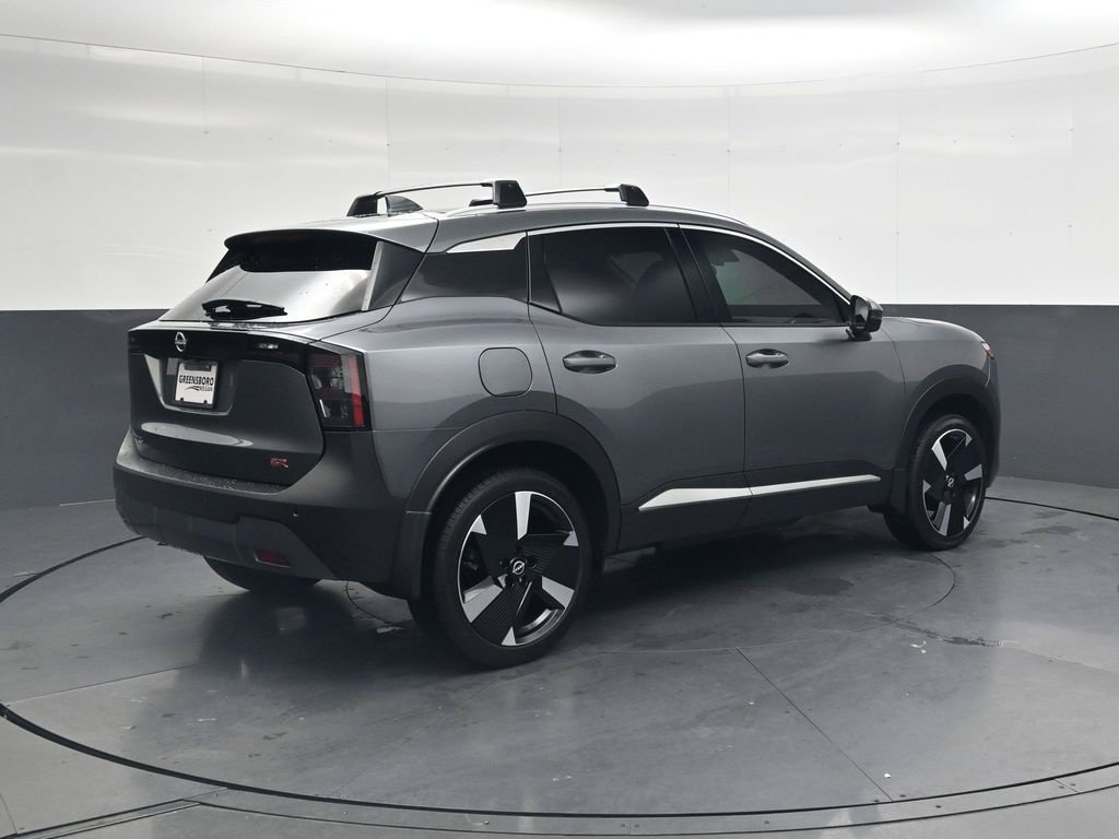 Used 2025 Gray Nissan SR image 5