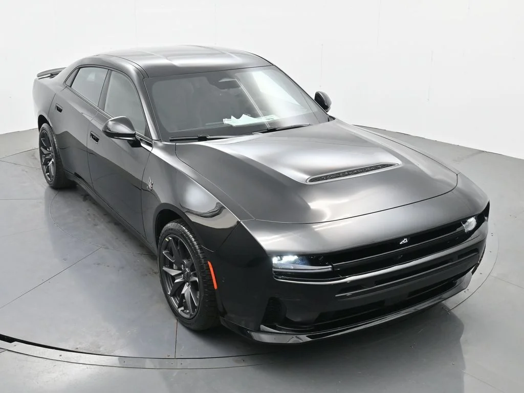 New 2026 Diamond Black Crystal Pearlcoat Dodge Scat Pack image 24