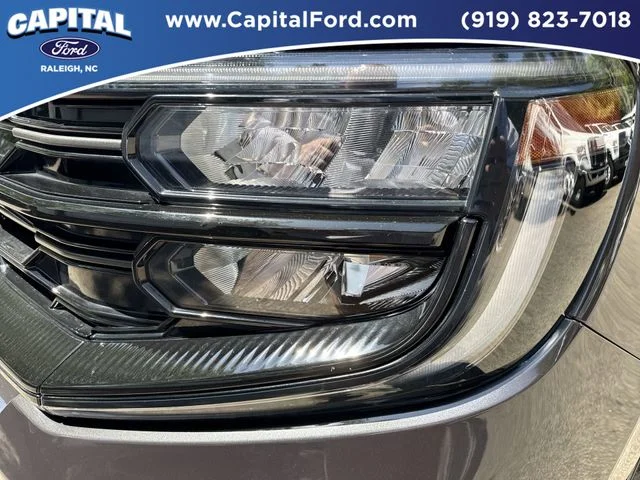 Used 2025 Gray Ford Platinum image 11