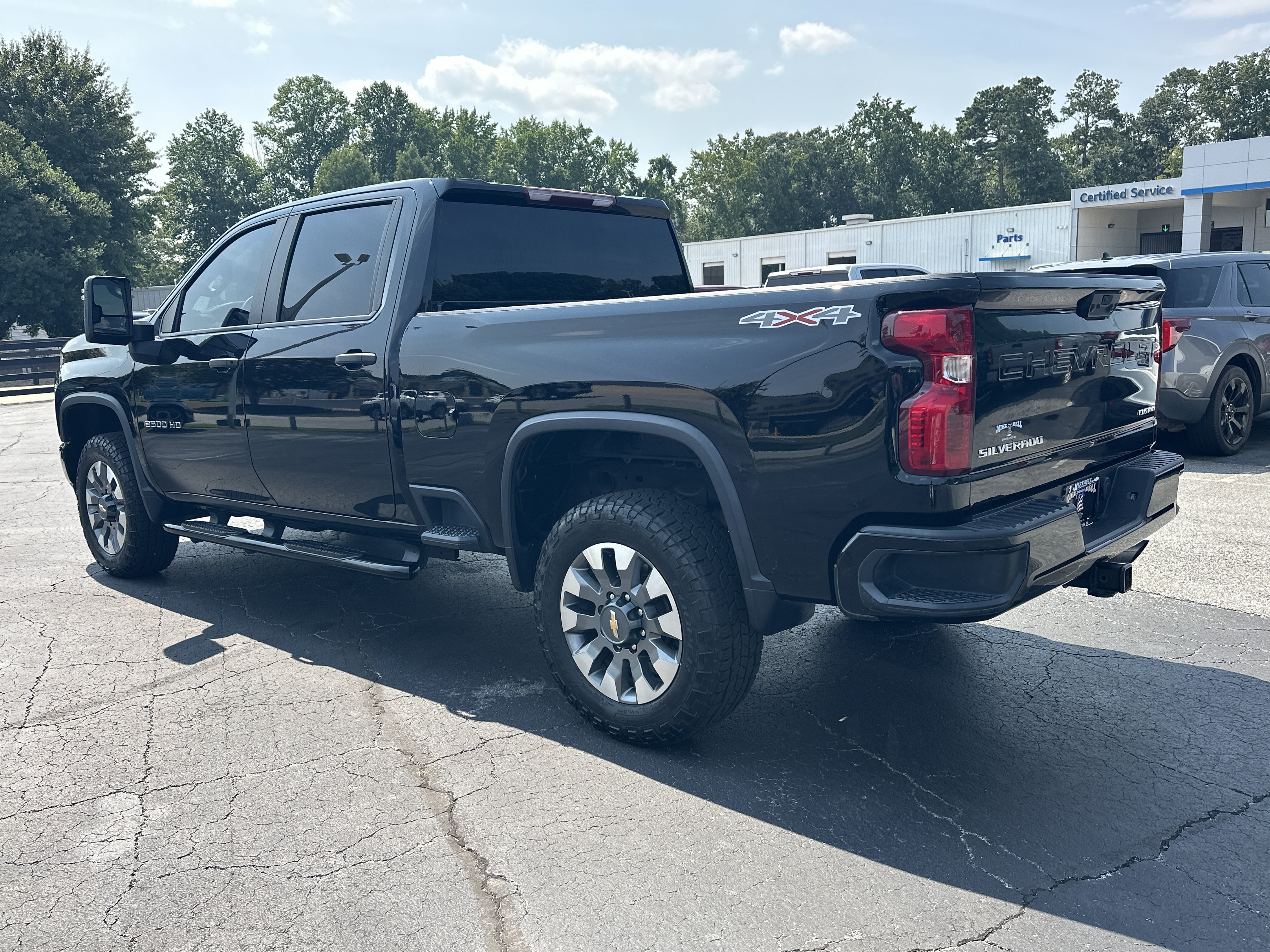 Used 2022 Black Chevrolet Custom image 6