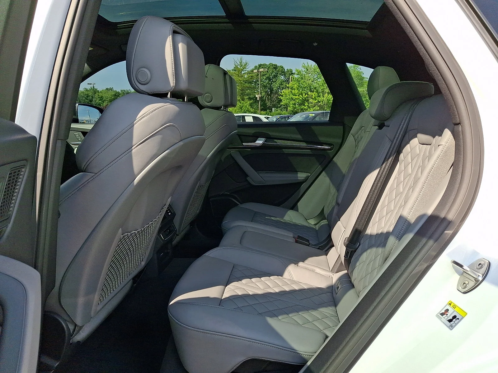 Certified Used 2025 Arkona White   Z9z9 Audi Premium Plus image 10