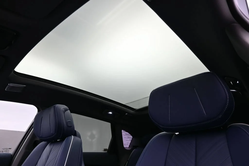 2027 Cadillac OPTIQ Premium Sport - Photo 28