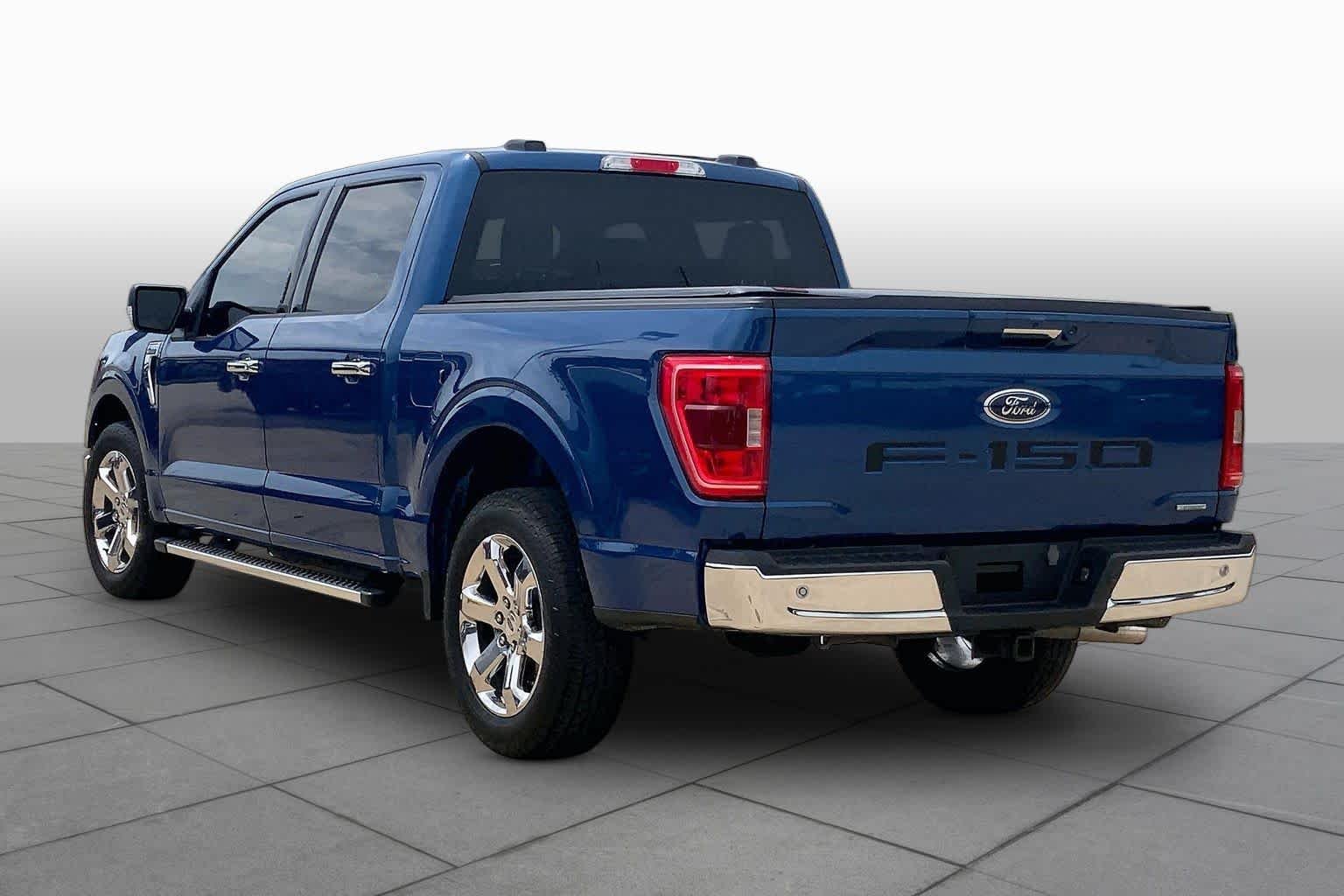 Used 2023 Atlas Blue Ford XLT image 11