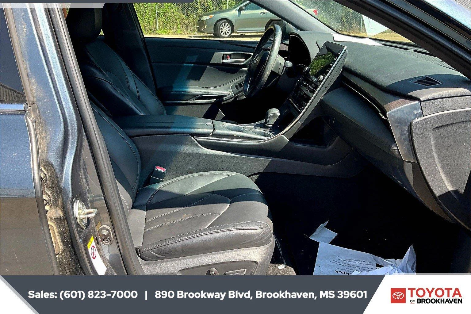 Used 2019 Harbor Gray Metallic Toyota XLE image 6