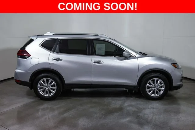 Used 2020 Silver Nissan S image 6