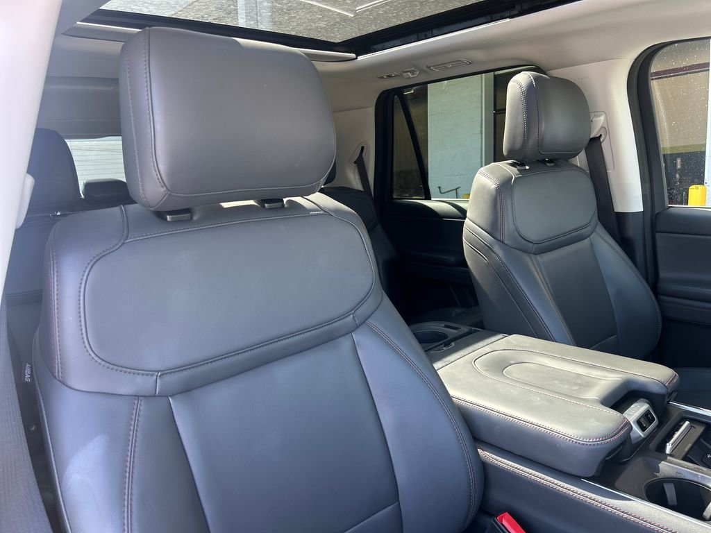 Used 2025 Gray Ford Active image 15