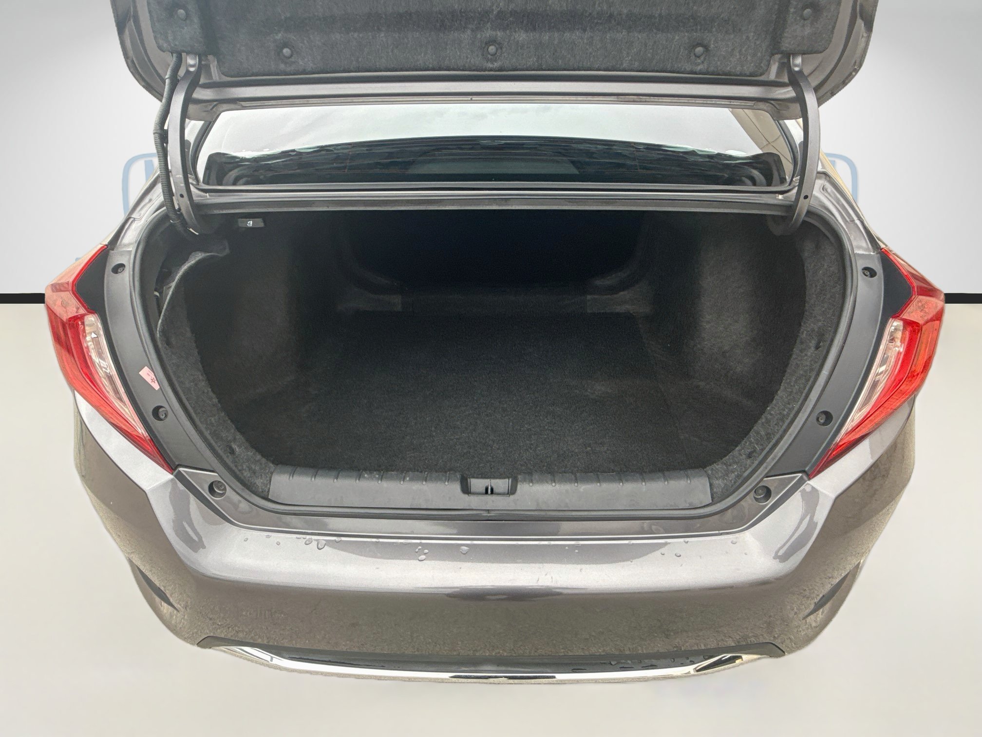 Used 2019 Modern Steel Metallic Honda LX image 26
