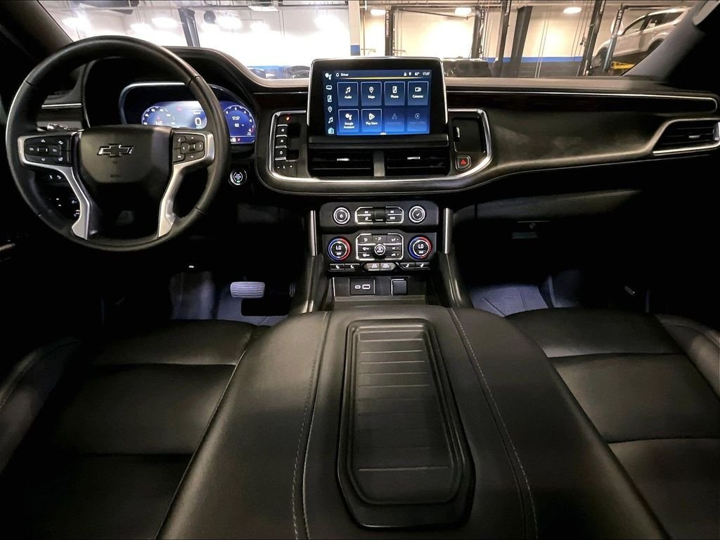 Used 2023 Black Chevrolet Z71 image 22