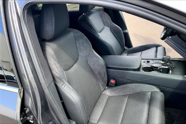 2025 Lexus RX 350 - Photo 7