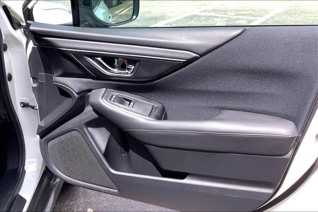 Used 2020 White Subaru Premium image 27