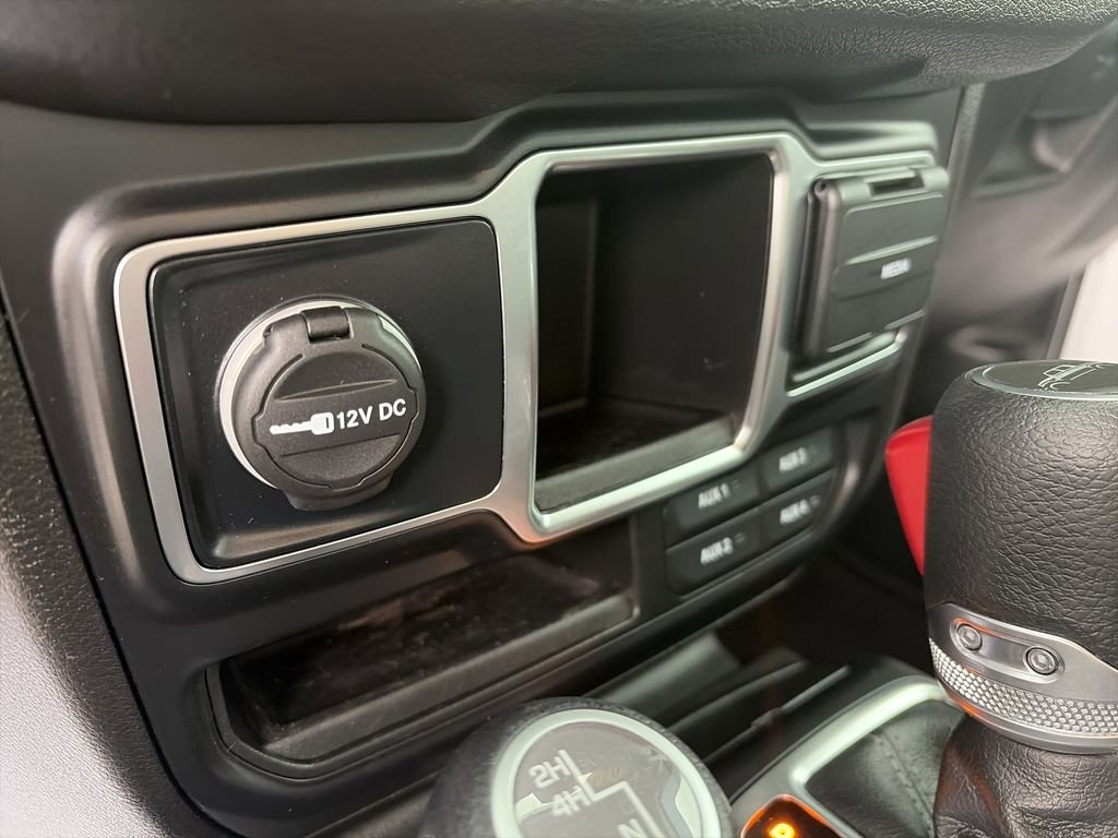 Used 2024 White Jeep Sport image 24