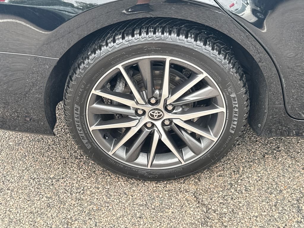 Used 2022 Black Toyota XLE image 42