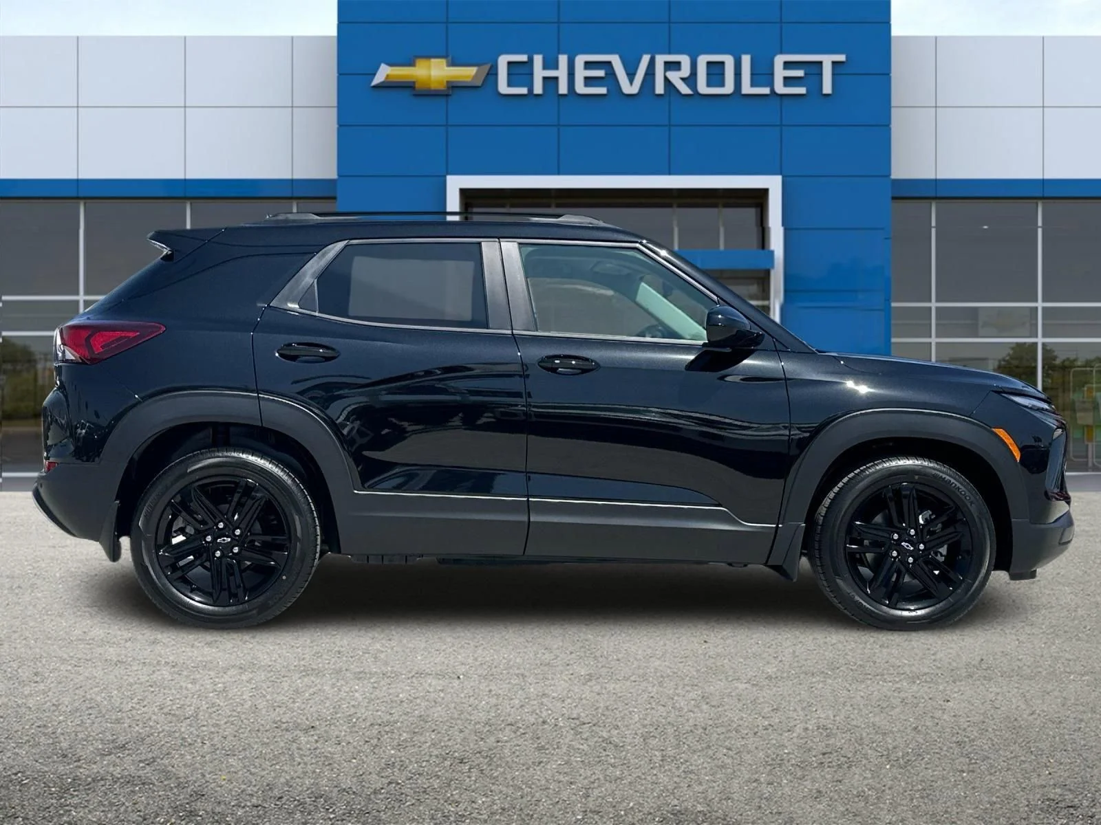 New 2026 Mosaic Black Metallic Chevrolet LT image 3