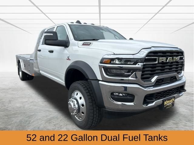 New 2026 Bright White Clearcoat RAM Tradesman image 4