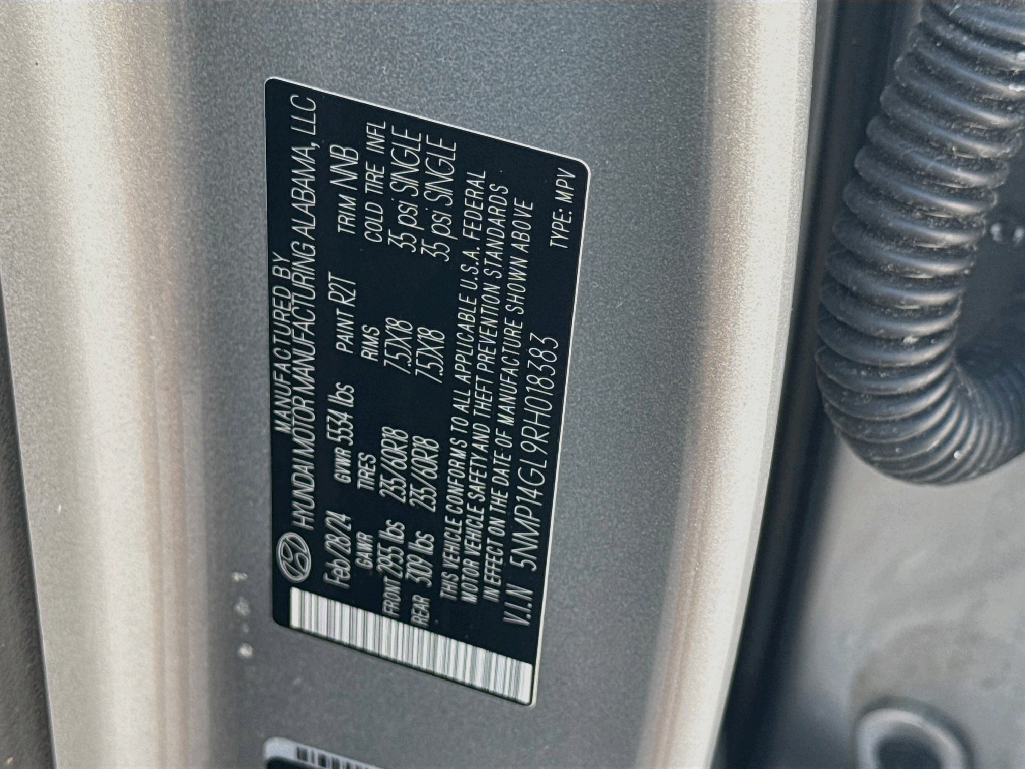 Certified Used 2024 Shimmering Silver Hyundai SE image 34