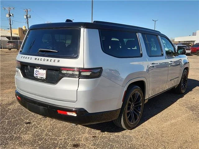 Used 2024 Silver Zynith Jeep Series II 4x4 image 4