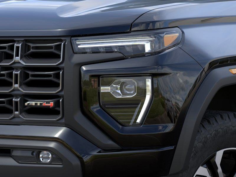 2026 GMC Canyon AT4 - Photo 10