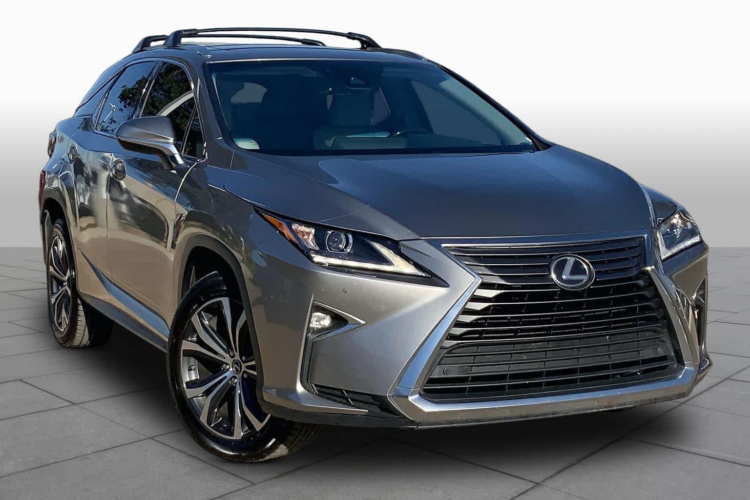Certified Used 2018 Atomic Silver Lexus  image 3
