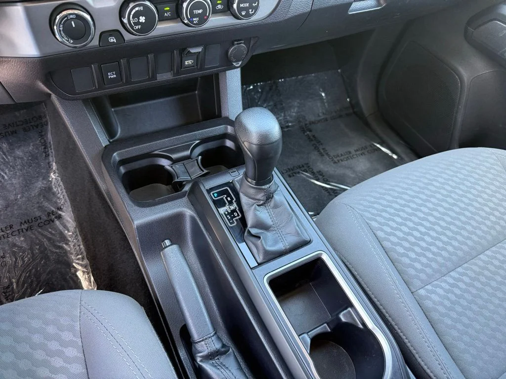Used 2023 White Toyota SR image 23