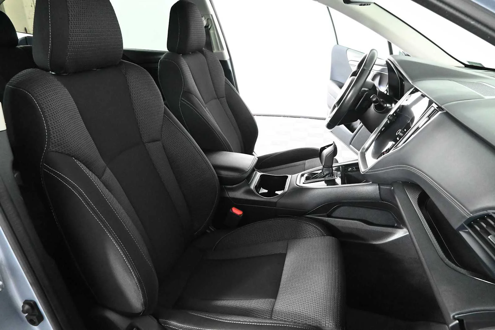 Used 2023 Ice Silver Metallic Subaru Premium image 12