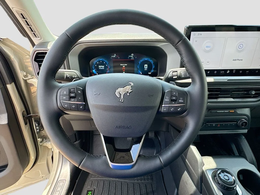 Used 2025 Beige Ford Badlands image 11