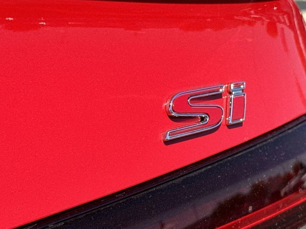 New 2026 Rallye Red Honda FWD image 6
