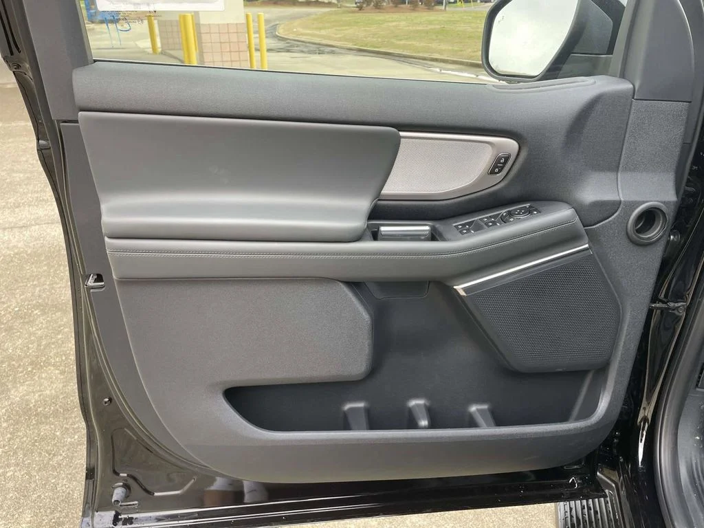 New 2026 Agate Black Metallic Ford Active image 15