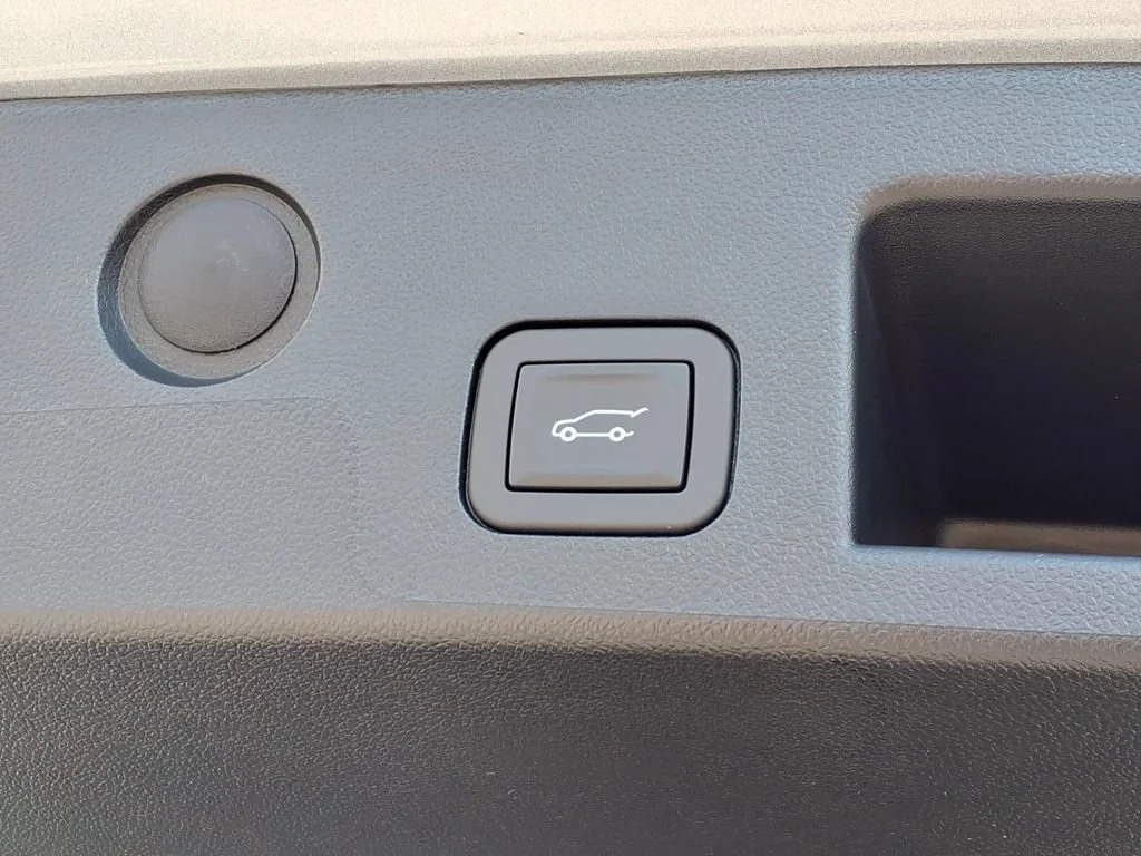 2026 GMC Terrain Elevation - Photo 23