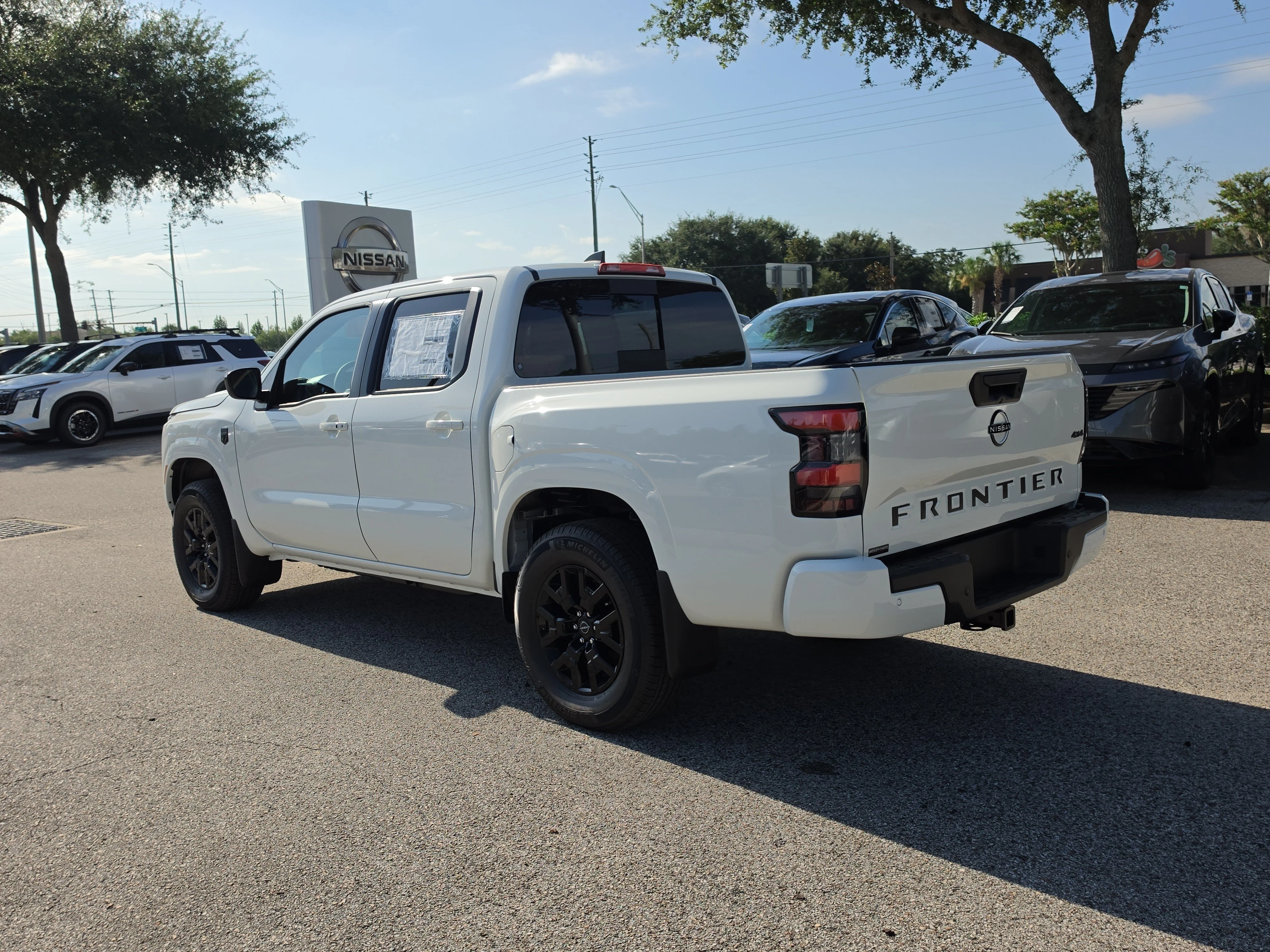 New 2026 Glacier White Nissan Crew Cab SV image 6