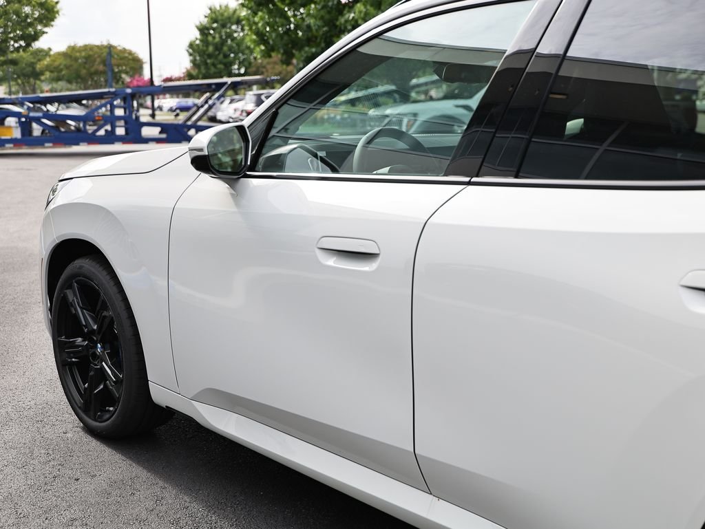 New 2026 Alpine White BMW 30 xDrive image 10