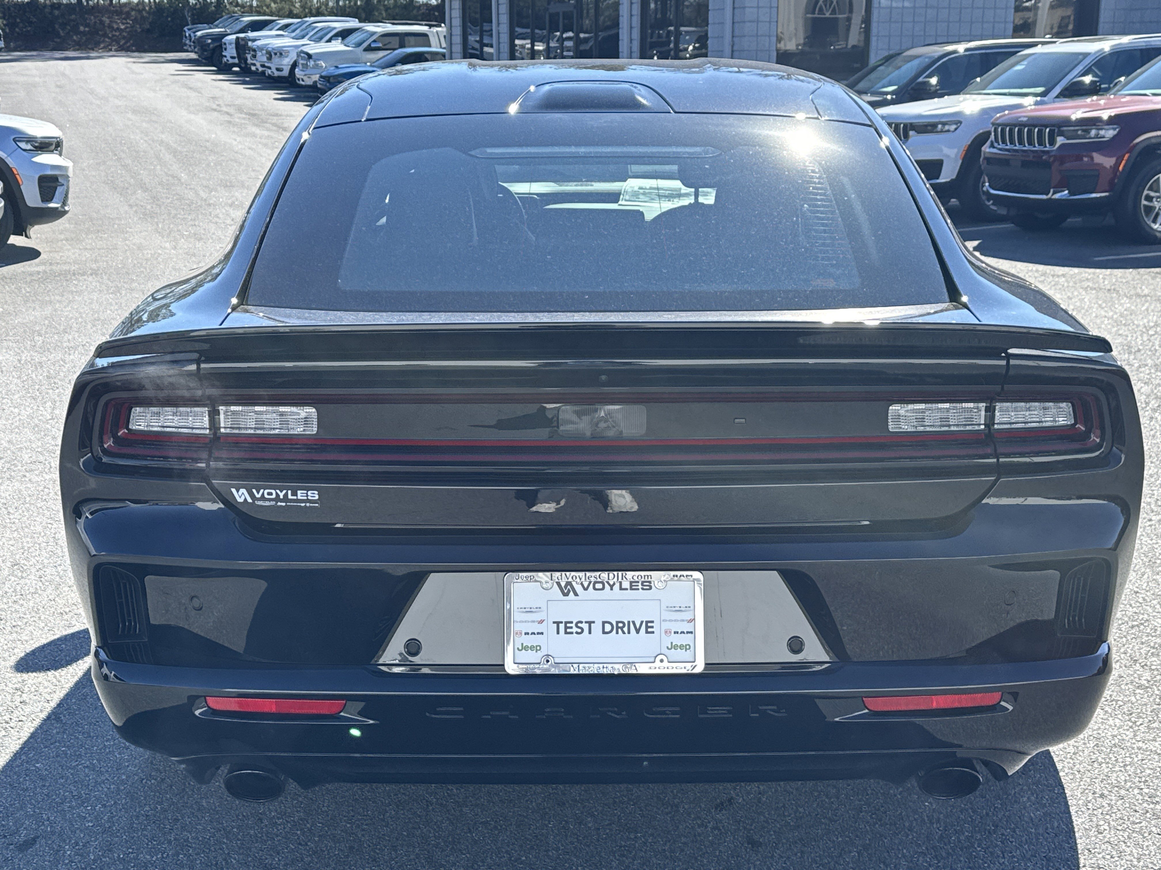 New 2026 Diamond Black Crystal Pearlcoat Dodge Scat Pack image 4