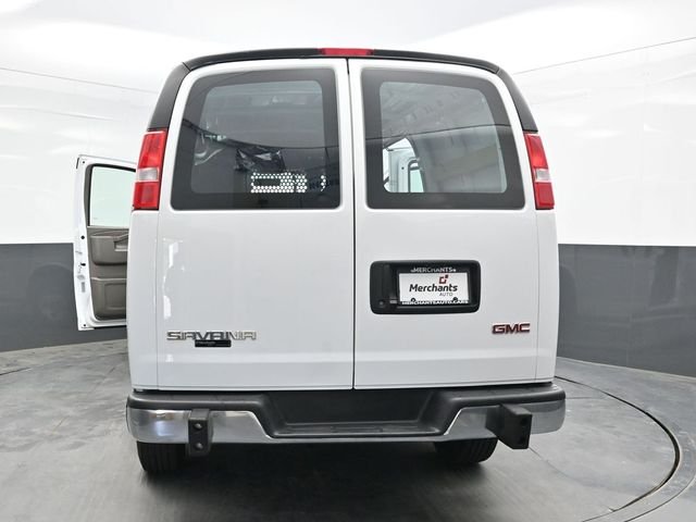 Used 2025 White GMC Work Van image 43