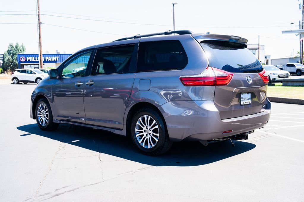 Used 2020 Predawn Gray Mica Toyota XLE image 3