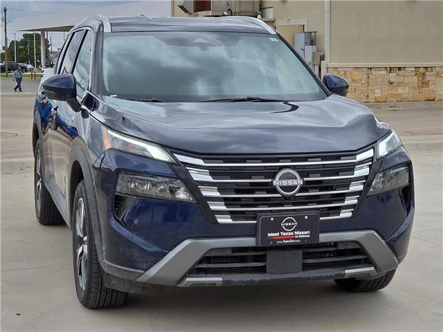 Used 2026 Deep Ocean Blue Pearl Nissan SL All-Wheel Drive image 7