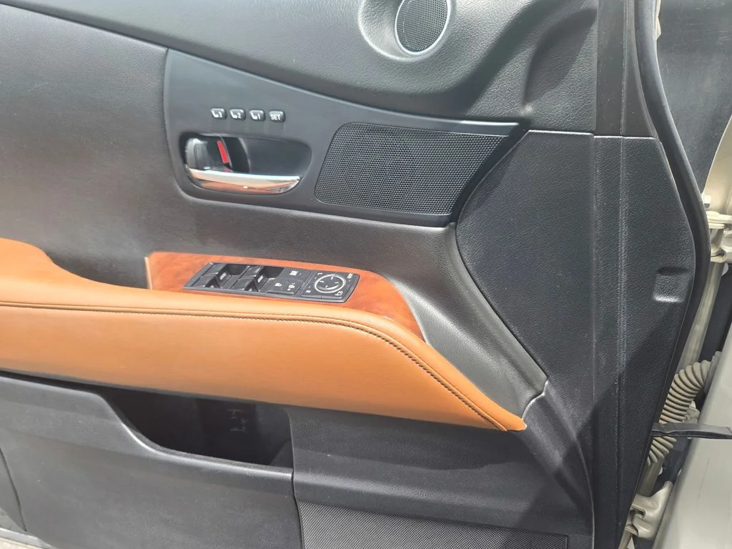 Used 2013 Cashmere Metallic Lexus 350 image 14