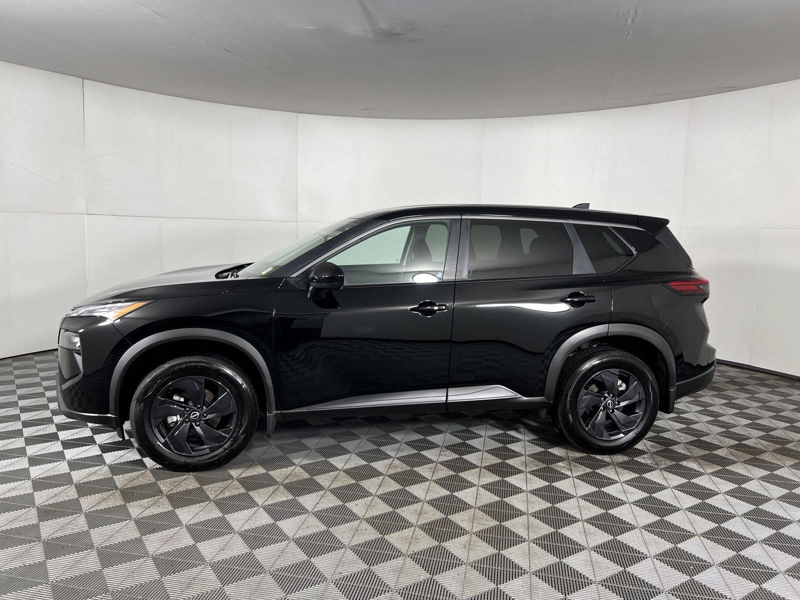 Certified Used 2026 Super Black Nissan SV image 5