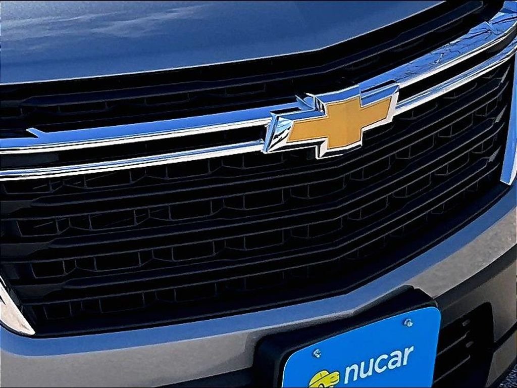 Used 2023 Gray Chevrolet LS image 30