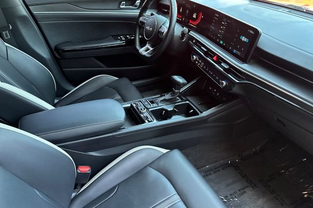 Used 2025 Blue Kia GT-Line image 16