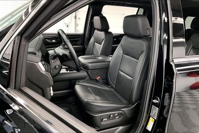 Used 2024 Onyx Black GMC Denali image 24