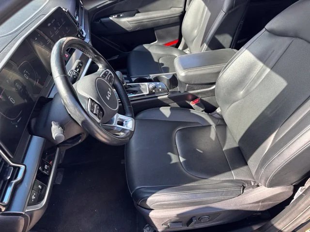 Used 2023 Black Kia EX image 20