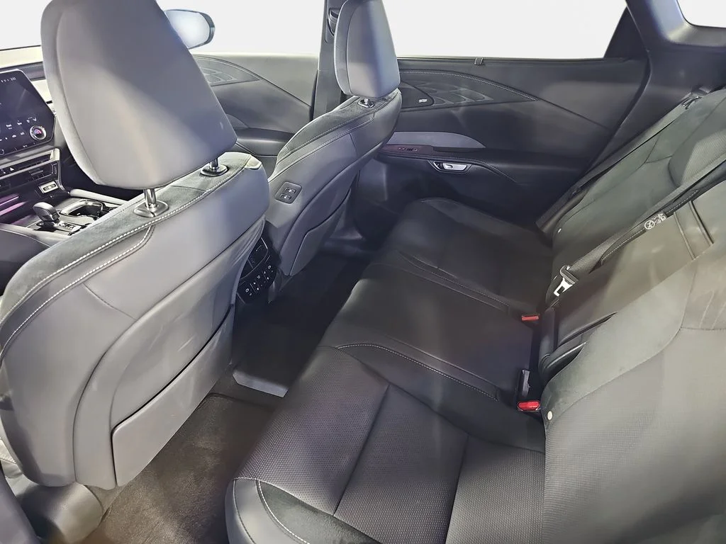 Certified Used 2025 CLOUDBURST GRAY Lexus 450h+ Luxury image 11