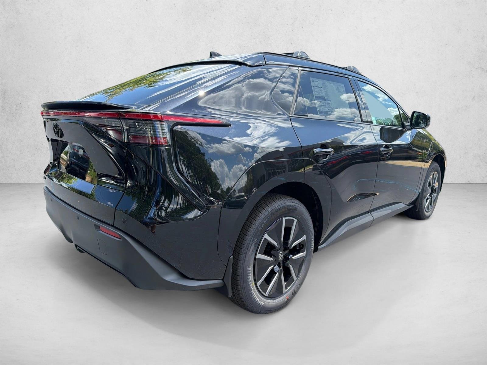 New 2026 Midnight Black Metallic Toyota XLE image 3