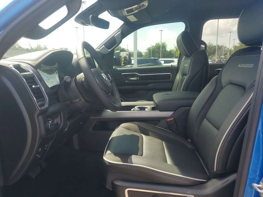 New 2026 Hydro Blue Pearl-Coat Exterior Paint RAM Laramie image 10