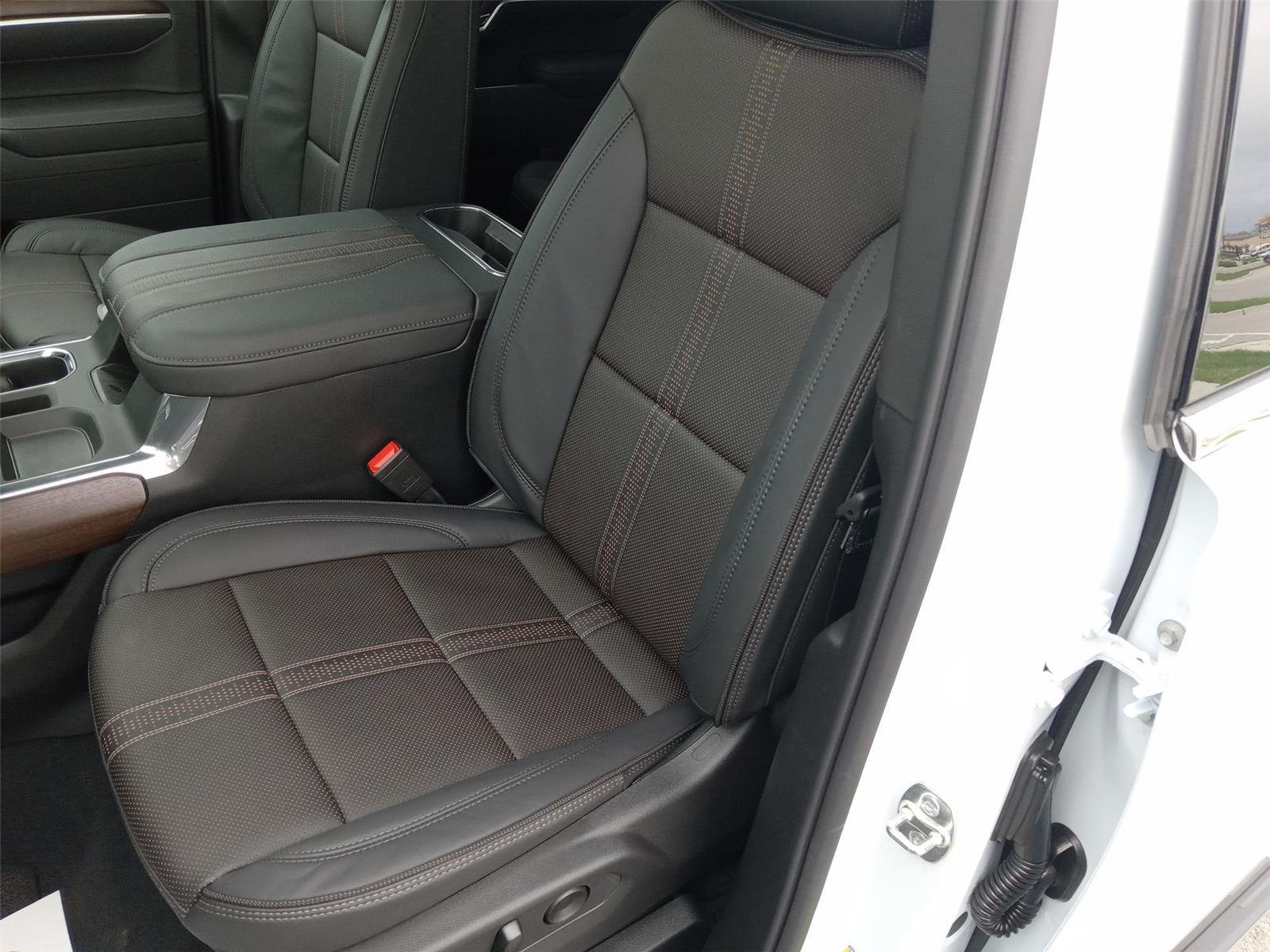 2026 Chevrolet Silverado 1500 High Country - Photo 10