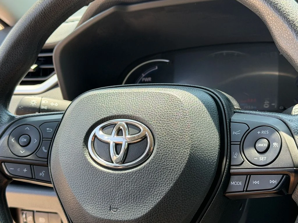 Used 2025 Black Toyota XLE image 32