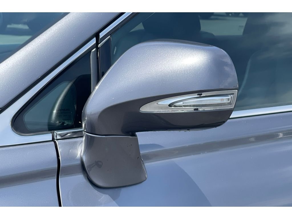 Used 2015 Nebula Gray Pearl Lexus Base image 13