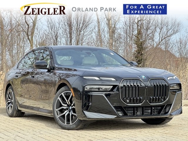 2025 BMW 7 Series 750e xDrive Sedan's photo